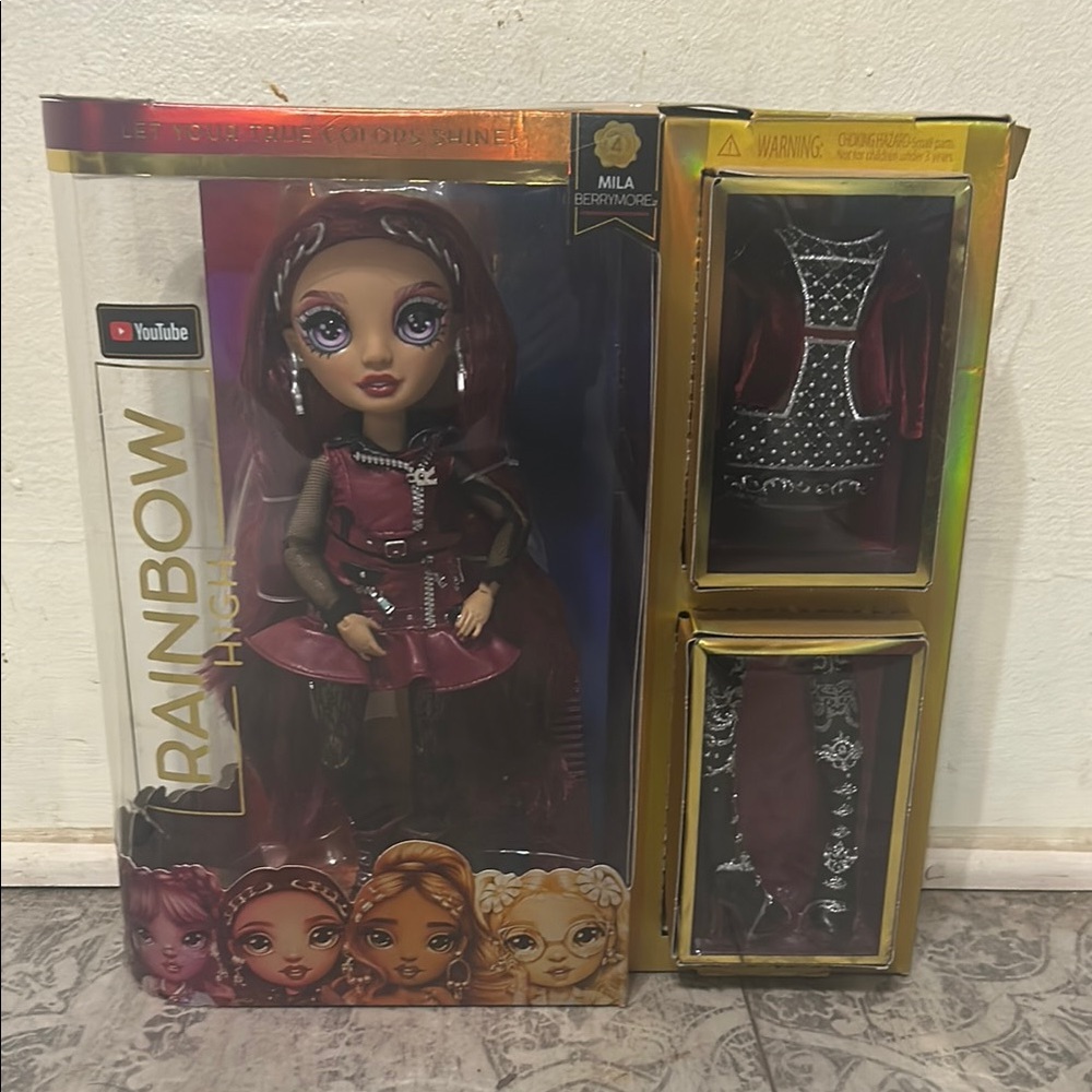 Rainbow High Doll with Outfit Set